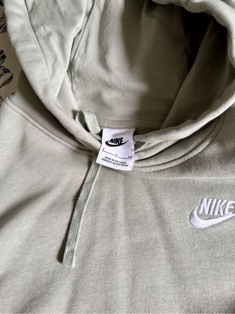 Nike Women’s sage green Pullover Hoodie - Picture 2 of 3